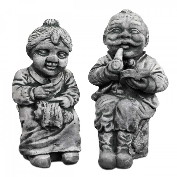 Different garden figures: gnome troll / grandparent / elf dwarf