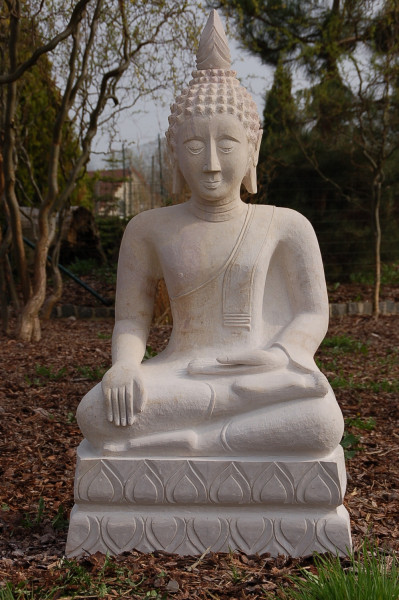 Handgeschlagener Buddha